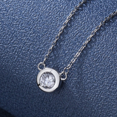 0.5ct ベゼルセッティング ネックレス